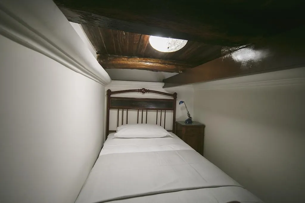 Area Angioina Suites-1